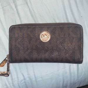 MICHAEL KORS WALLET